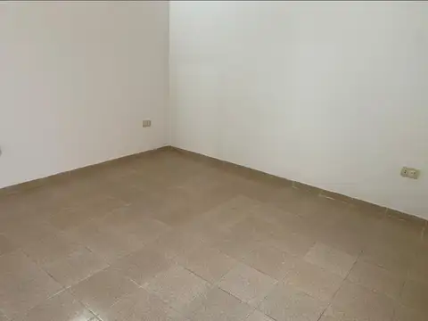 MARMOL J. 100, Piso P.B.