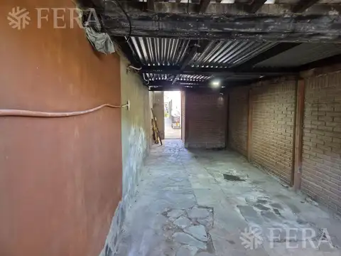 Depto Tipo Casa en Venta en Bernal Oeste, USD 55.000
