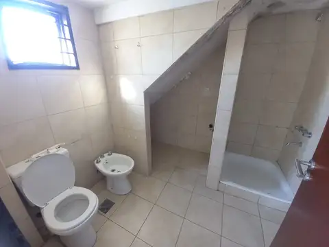 Uriburu 3900, Piso 1