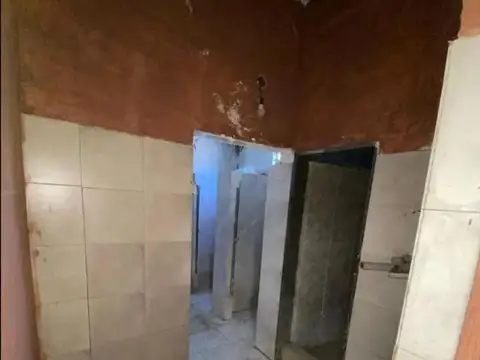 ORR.Depósito en Venta Techado Sobre Avenida Principal
