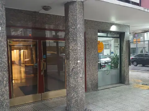 Avenida Pueyrredón 1100, Piso 6