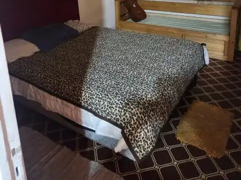 Depto Tipo Casa 5 ambientes con 2 baños
