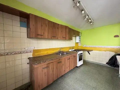 Depto Tipo Casa 4 ambientes con 1 baño