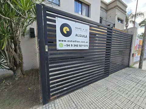 TALCAHUANO ESQUINA CASTELLI COCHERA DESCUBIERTA DE 2,52 POR 5,20 MTS