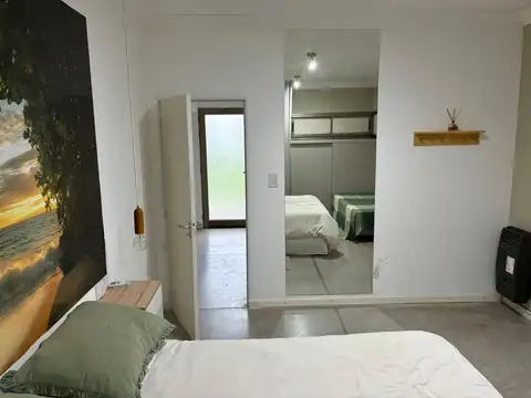 Casa 6 ambientes con 1 baño
