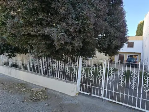 CASA EN VENTA 4 DORM B PUEYRREDON APTA CRÉDITO