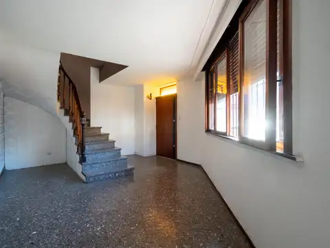 Depto Tipo Casa en Venta en Villa Pueyrredón, USD 235.000