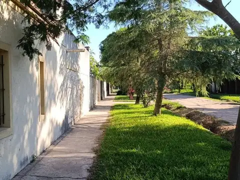 HERMOSA CASA EN CABAÑA LEIVA 