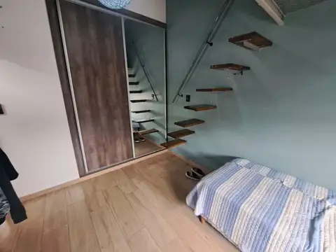 Depto Tipo Casa en Venta 26 años