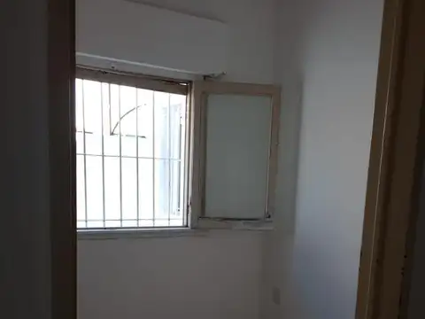 Depto Tipo Casa en Venta en La Plata, USD 48.000