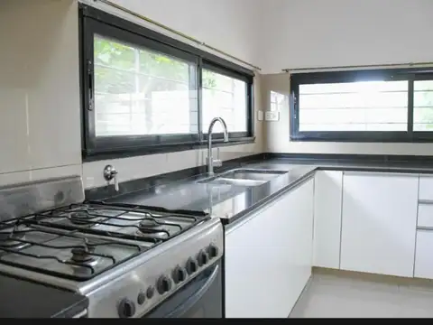 Casa, 3 dormitorios, Villa Amelia