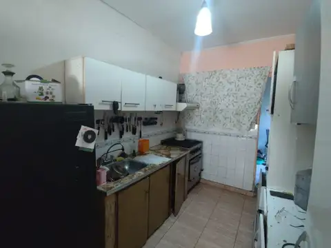 Depto Tipo Casa 4 ambientes con 1 baño