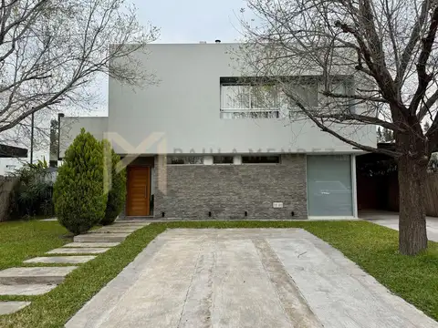 Casa  en Venta en La Comarca, Tigre, G.B.A. Zona Norte