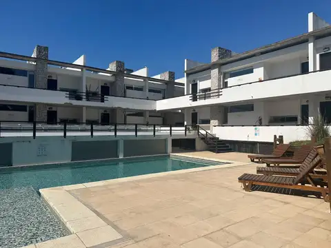 Departamento en Alquiler Temporal con 1 cocheras