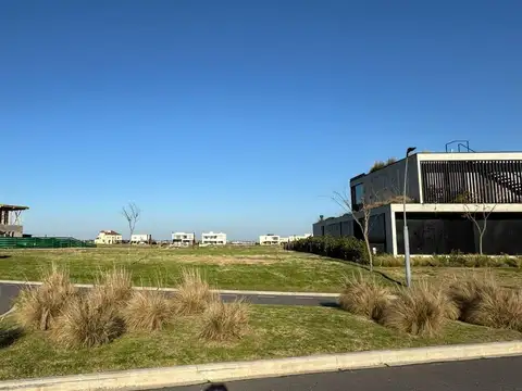 Puertos del Lago, Barrio Costas