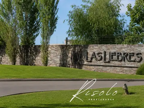 Las Liebres - Lindisimo Dpto. 2 Ambientes en PB con Jardín Propio, Galería y Parrilla