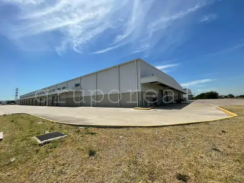 NAVE INDUSTRIAL 9000 m2 - A metros de AU Ezeiza - Cañuelas