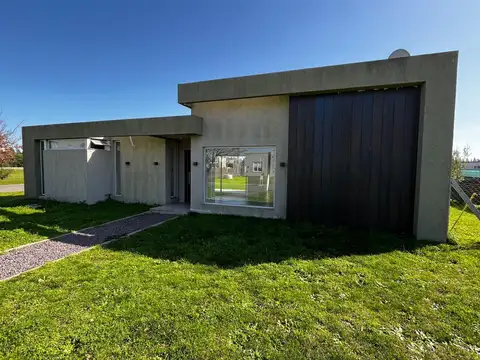 Casa en Venta en Canning, USD 120.000