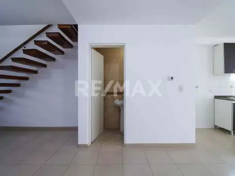 Depto Tipo Casa en Venta 11 años