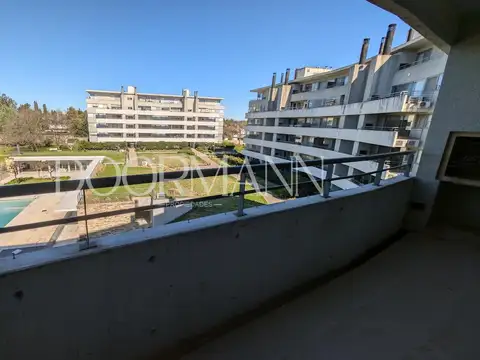 Departamento en venta 2 ambientes cochera PERMUTA