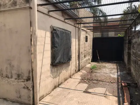 Casa 2 ambientes con 1 baño