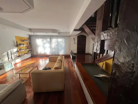 Casa en Olivos-Vias/Maipu