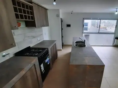 Departamento 3 ambientes con 1 baño