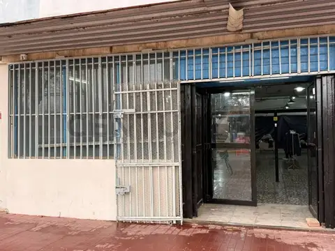 Venta de Local comercial y Galpón. Palmira. San Martin.