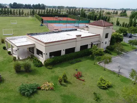 Terreno en Venta 20  mts Fondo
