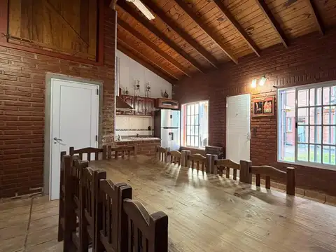 Casa 3 ambientes con 2 baños