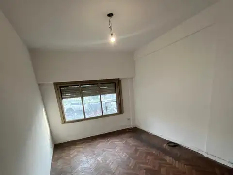 Departamento en Venta en Coghlan, USD 70.000