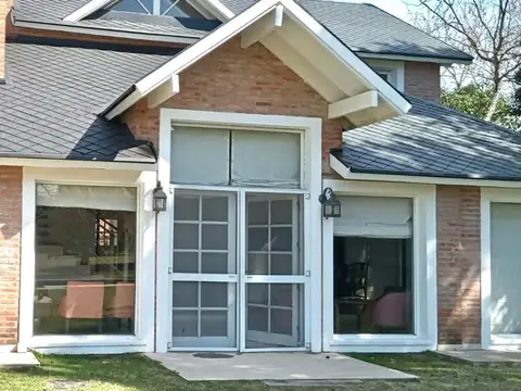 Las Praderas De Lujan Club De Campo 100