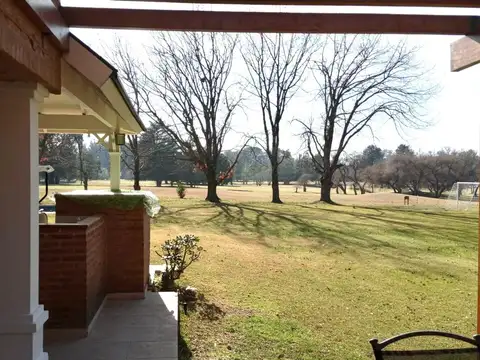 Casa 5 ambientes con 5 baños