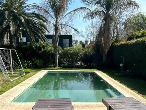 Venta Casa. San Andres, Villanueva. Av Italia al 5200