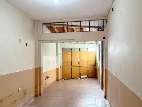 Depto Tipo Casa en Venta 50 años