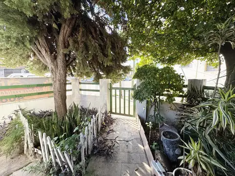 Depto Tipo Casa en Venta de 3 ambientes
