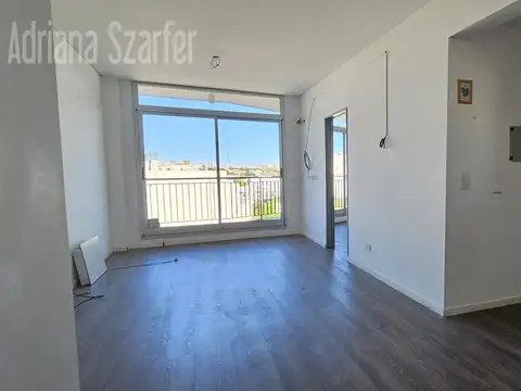 Departamento  2 ambientes baño y toilette  -  Piso alto  Saavedra