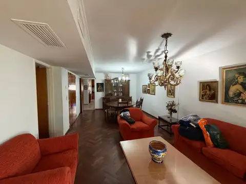 Departamento 4 ambientes con 2 baños