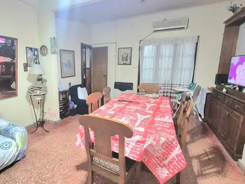 Depto Tipo Casa en Venta en Parque Avellaneda, USD 139.000