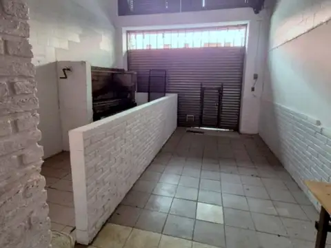 Tucumán 900, Piso PB