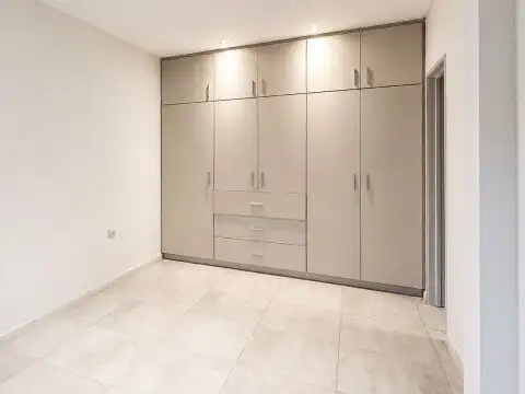Depto Tipo Casa en Alquiler en Centro, $ 750.000