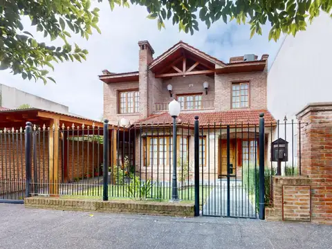 Chalet 4 dorm c/ pileta - Zona 504 y 16 - Gonnet