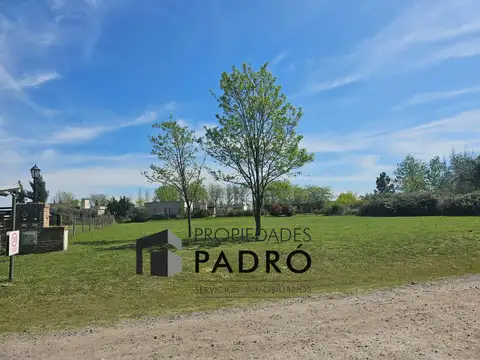 Lote terreno 188 en venta. Barrio La Elina, Comarcas de Luján. 