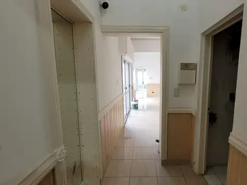 Depto Tipo Casa en Venta con 1 cocheras