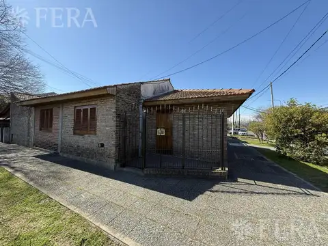 Venta casa 4 ambientes con cochera en Quilmes