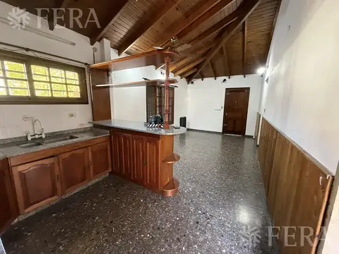 Casa en Venta con 1 cochera