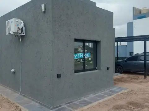 CASA a ESTRENAR en ALQUILER 3 dormitorios, 2 baños y quincho