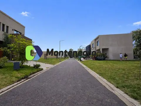 TERRENO EN VENTA BARRIO PRIVADO FEDERICO I BERAZATEGUI SOURIGUES