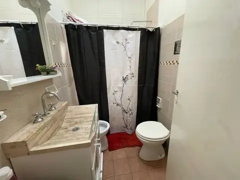 Depto Tipo Casa 4 ambientes con 2 baños