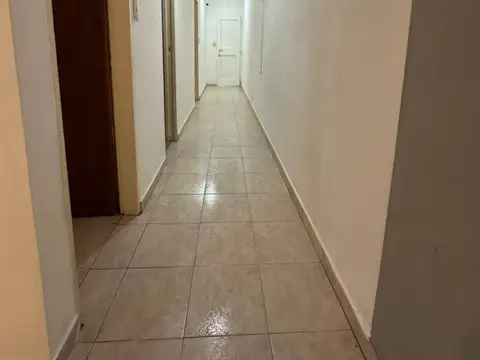 Casa en Alquiler con 1 cochera